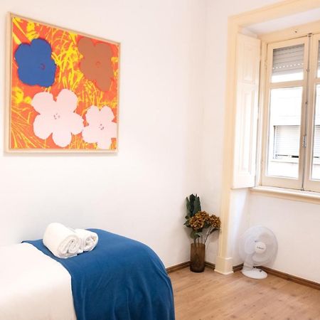 Central Apartment With Terrace By Lovelystay Lisabona Exterior foto